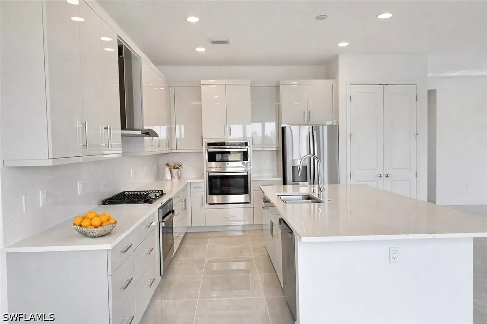 Woodbury Drive Estero, FL 33928