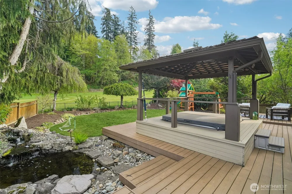 25114 Lake Wilderness Country Club Drive SE Maple Valley, WA 98038