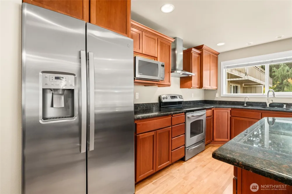 7803 218 STREET SW #D Edmonds, WA 98026