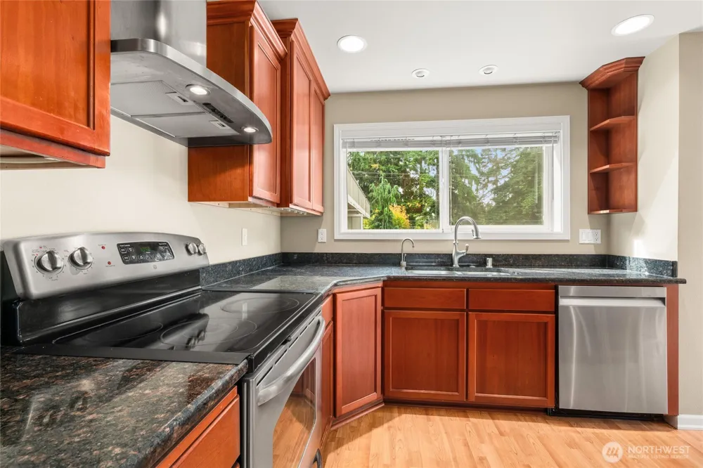 7803 218 STREET SW #D Edmonds, WA 98026