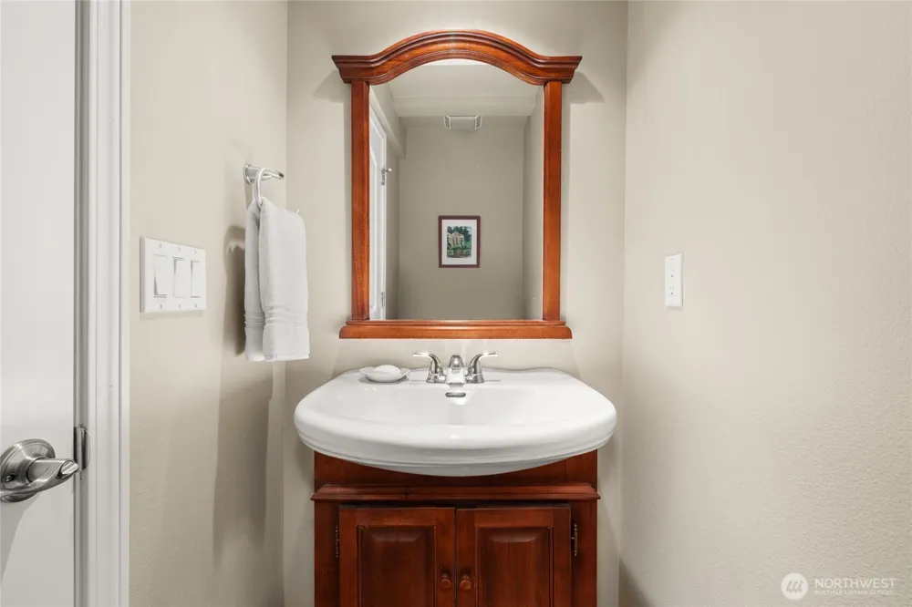 7803 218 STREET SW #D Edmonds, WA 98026