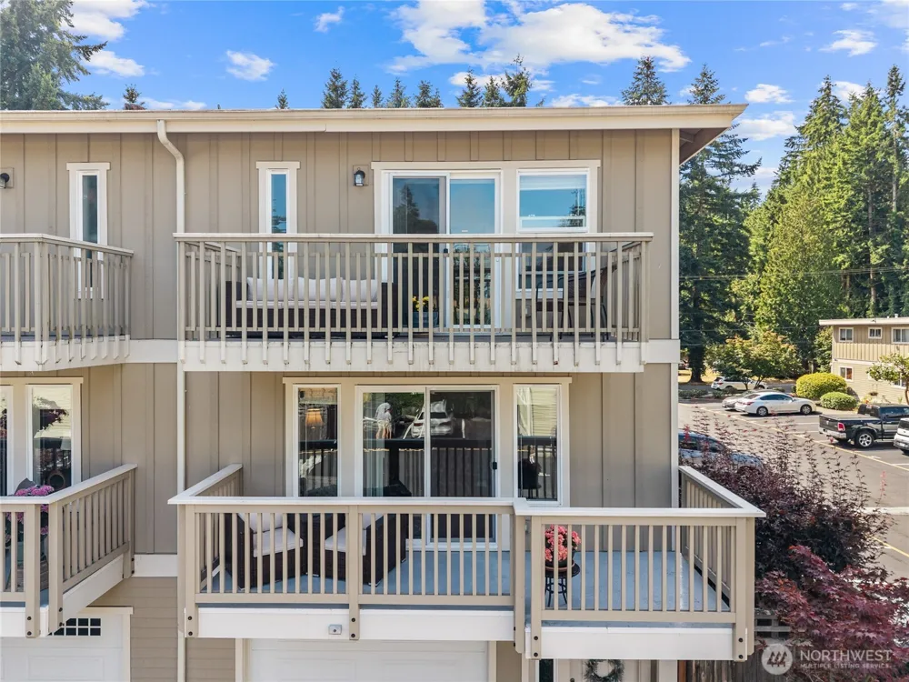 7803 218 STREET SW #D Edmonds, WA 98026