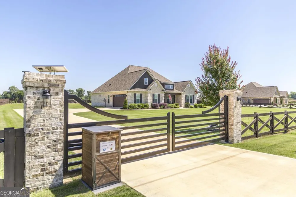 160 Saddlecreek RD Perry, GA 31069