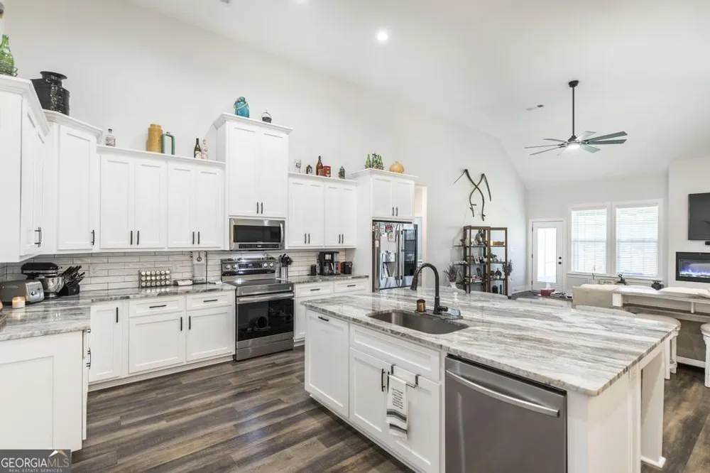 160 Saddlecreek RD Perry, GA 31069