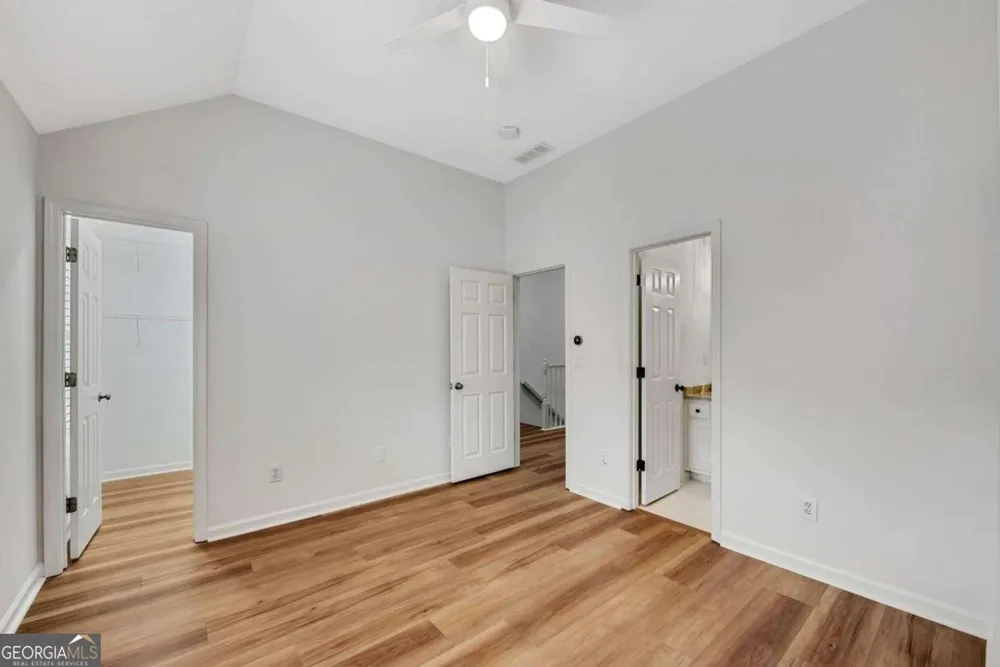 1806 Waters Edge TRL Roswell, GA 30075