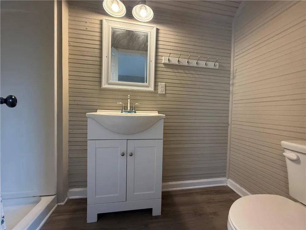 43 Quarry Street Gainesville, GA 30501
