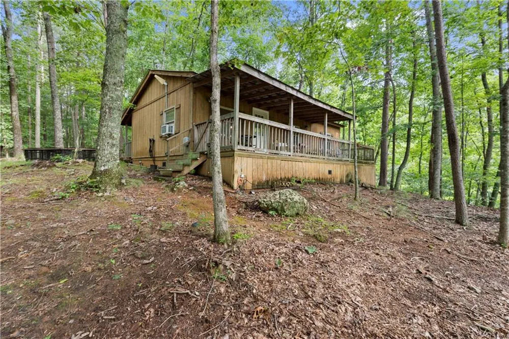 140 J R ROAD NE Cartersville, GA 30121