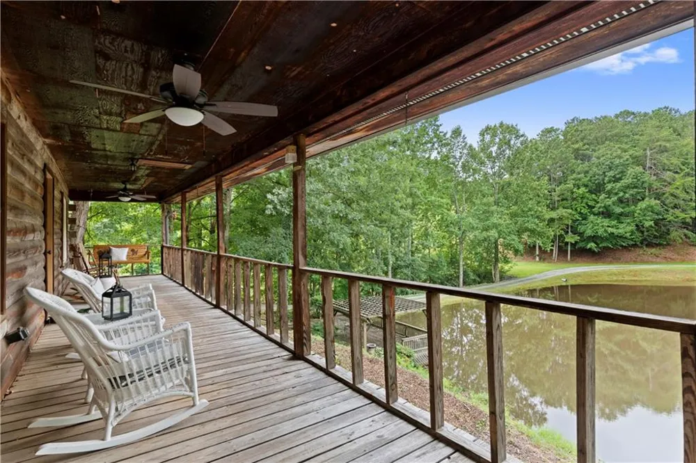 140 J R ROAD NE Cartersville, GA 30121