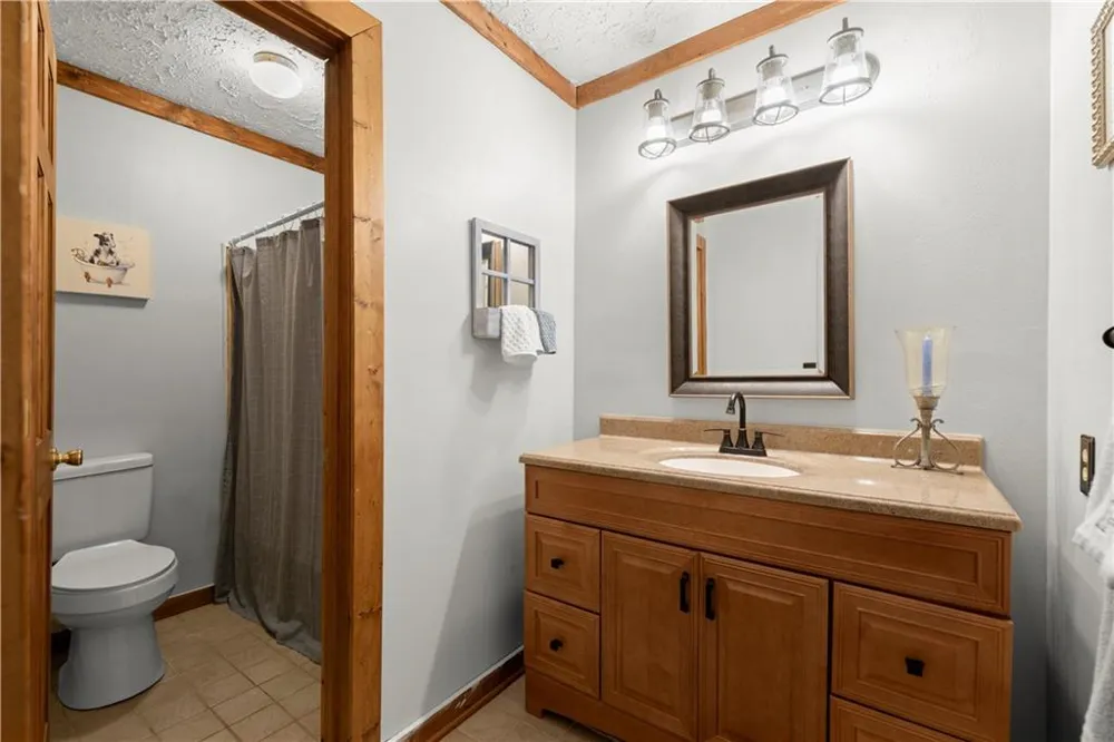140 J R ROAD NE Cartersville, GA 30121