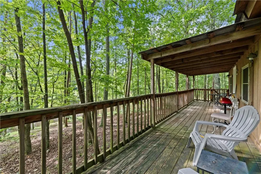 140 J R ROAD NE Cartersville, GA 30121