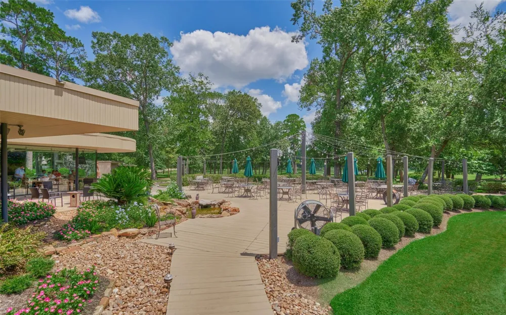3318 Pebble Beach Montgomery, TX 77356