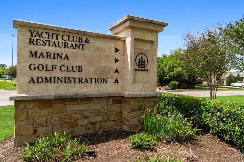 3318 Pebble Beach Montgomery, TX 77356