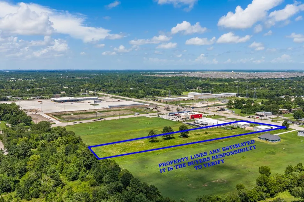 3706 Fm 646 Road Santa Fe, TX 77510
