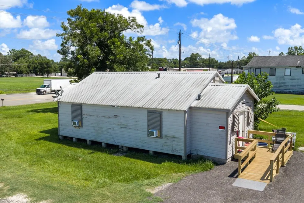 3706 Fm 646 Road Santa Fe, TX 77510