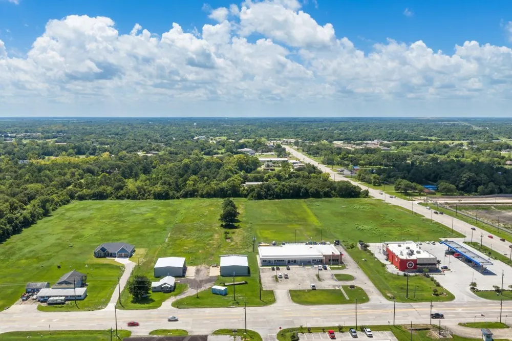 3706 Fm 646 Road Santa Fe, TX 77510