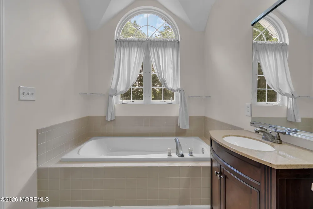 26 Tuscany Drive Jackson, NJ 08527