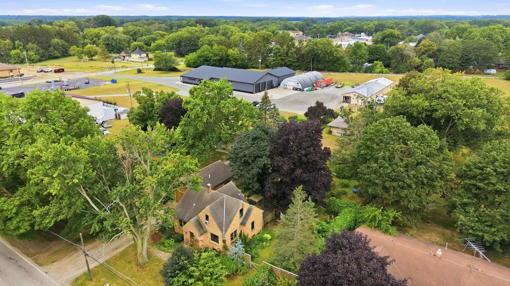 3620 47th Street Overisel Township, MI 49419