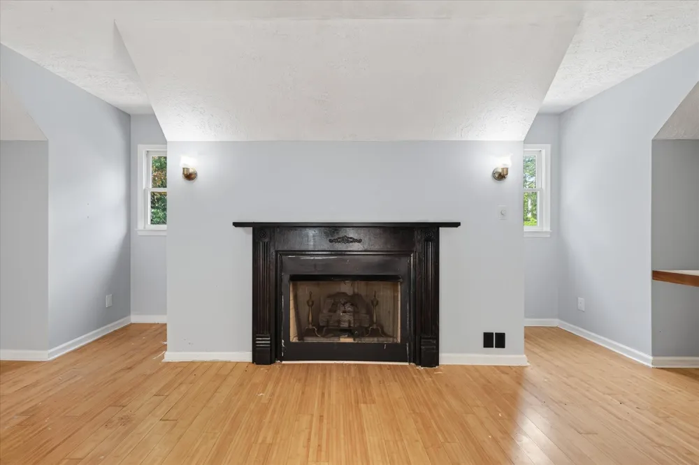 4036 Vernon Creek Rd Cunningham, TN 37052