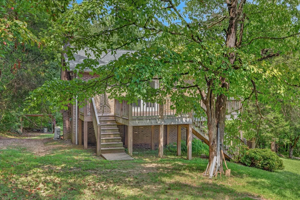 4036 Vernon Creek Rd Cunningham, TN 37052