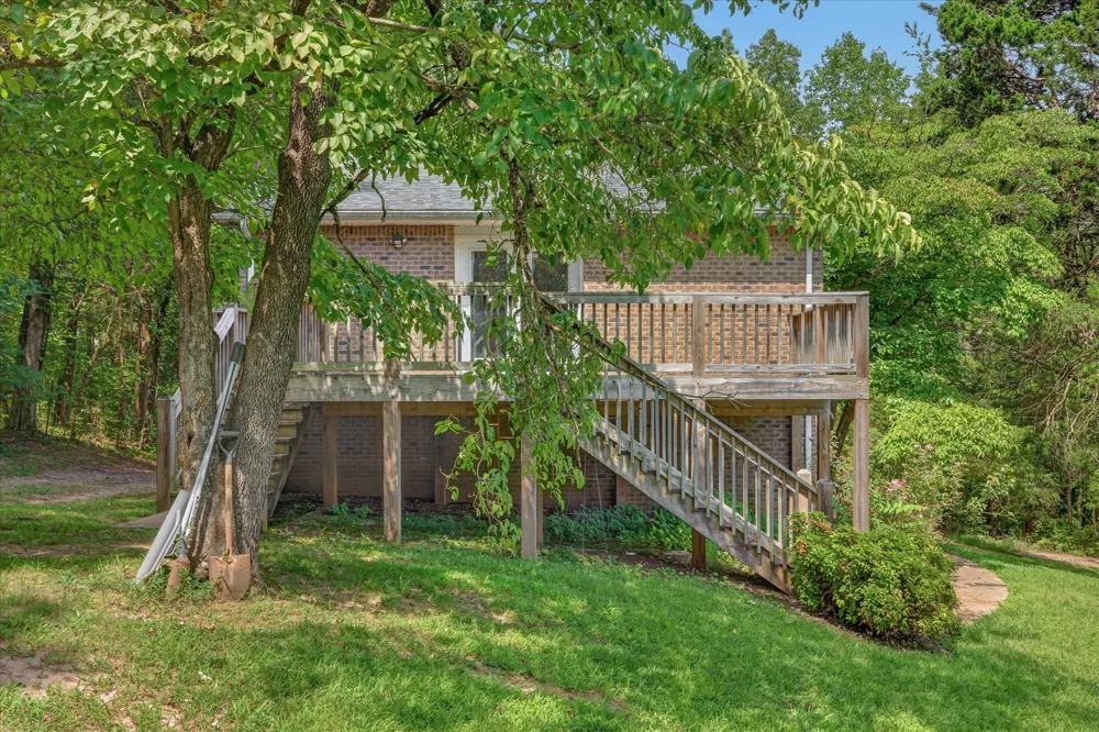 4036 Vernon Creek Rd Cunningham, TN 37052