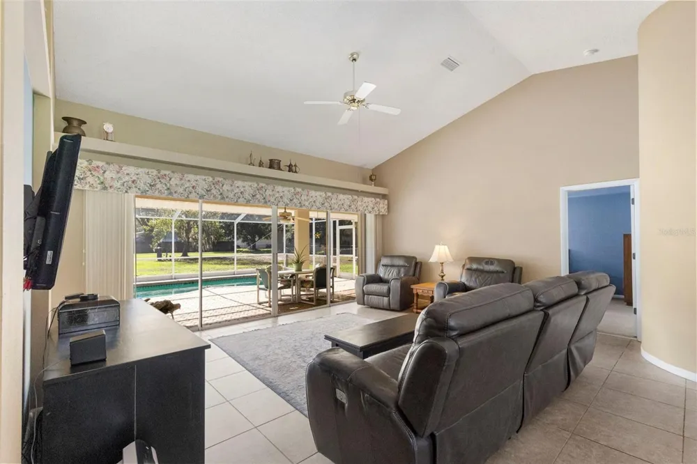 17269 RAINTREE ROAD Lutz, FL 33558