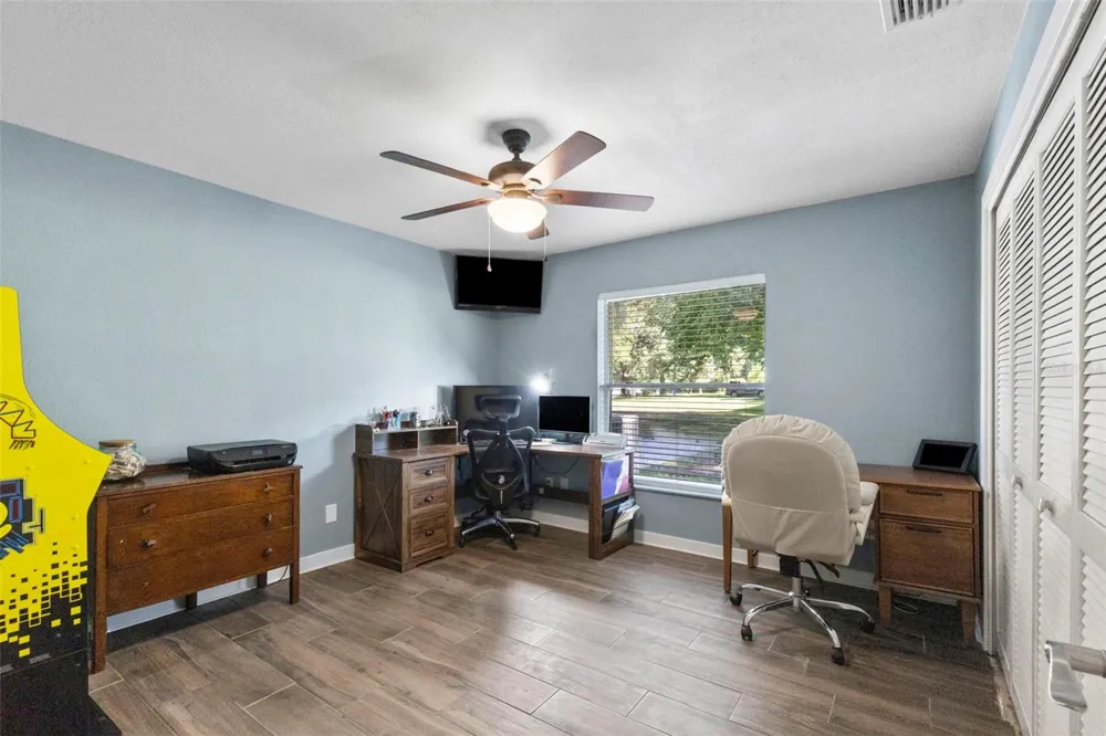 17269 RAINTREE ROAD Lutz, FL 33558