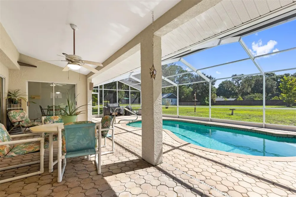 17269 RAINTREE ROAD Lutz, FL 33558