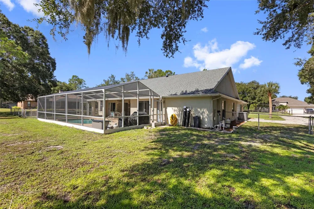 17269 RAINTREE ROAD Lutz, FL 33558