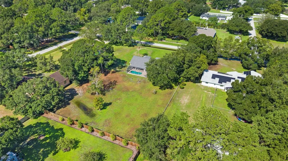 17269 RAINTREE ROAD Lutz, FL 33558