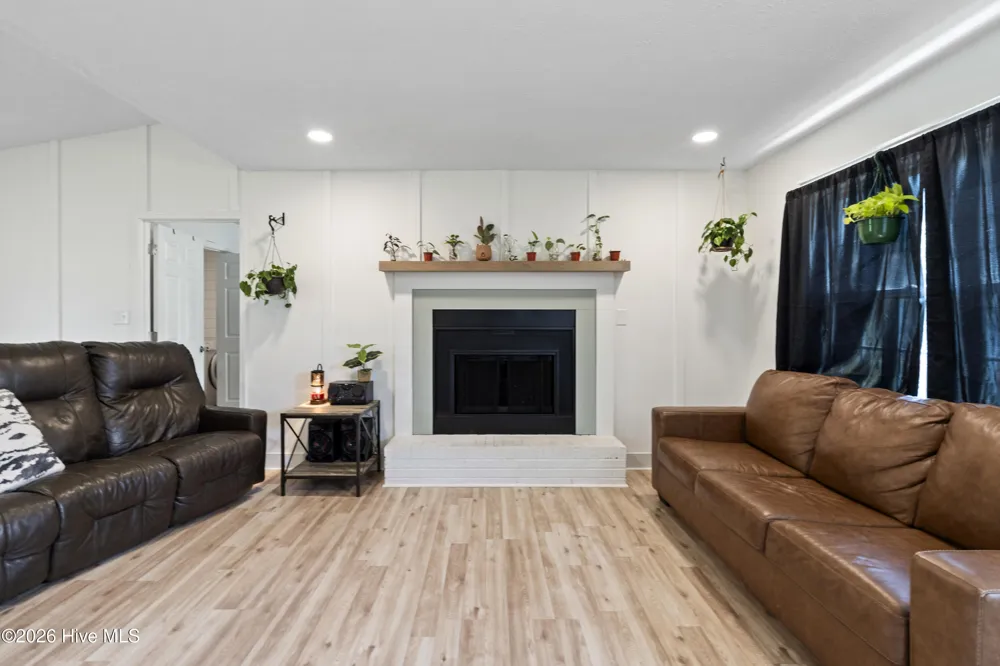 111 Pirates Lane Havelock, NC 28532
