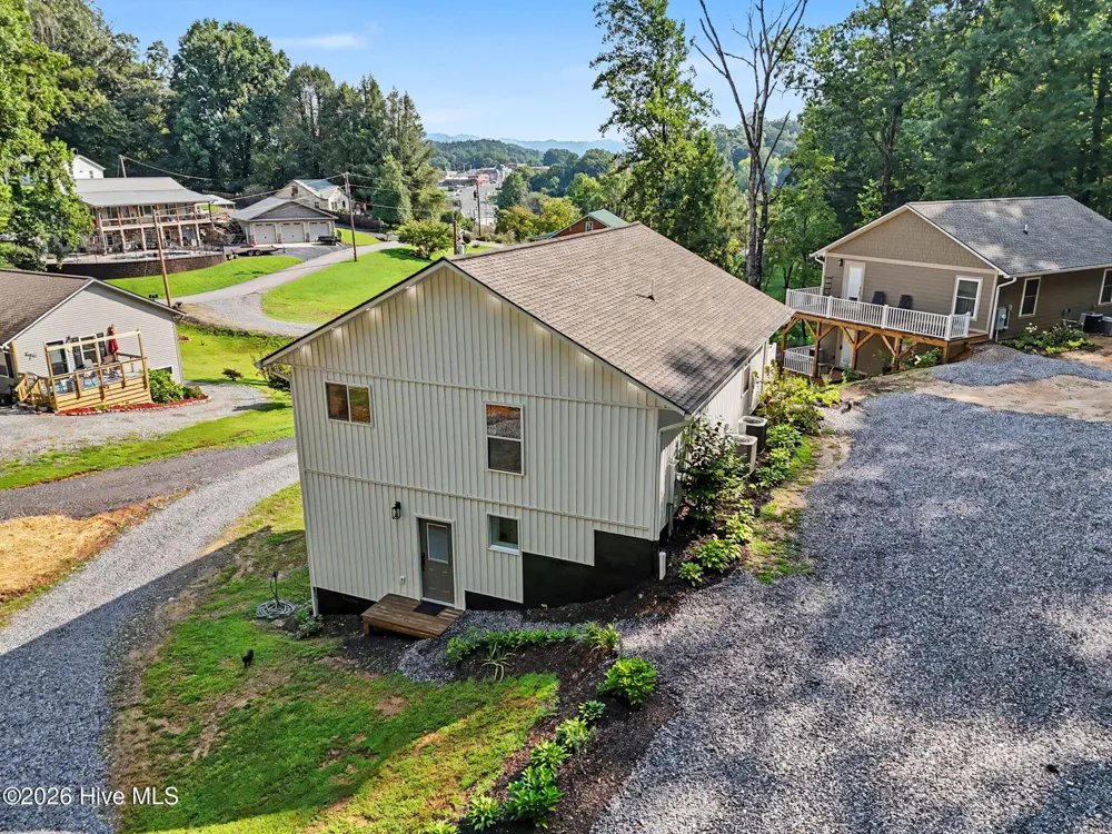 155 Indian Passage Drive Murphy, NC 28906