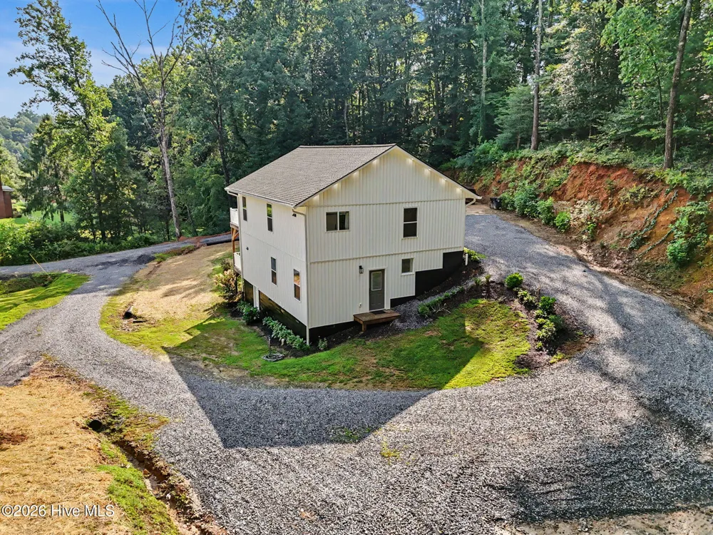155 Indian Passage Drive Murphy, NC 28906