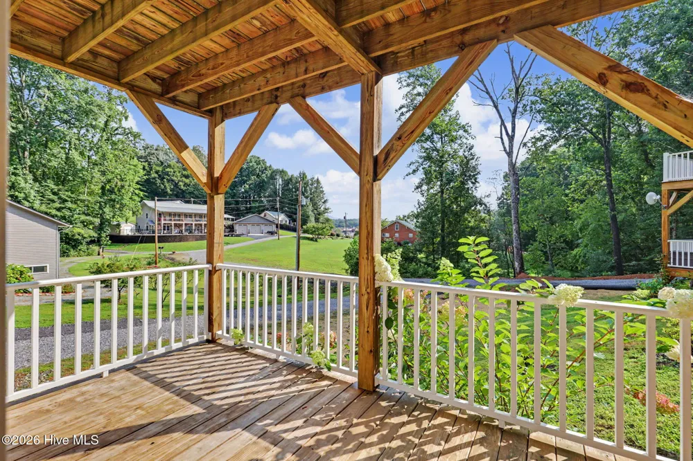 155 Indian Passage Drive Murphy, NC 28906