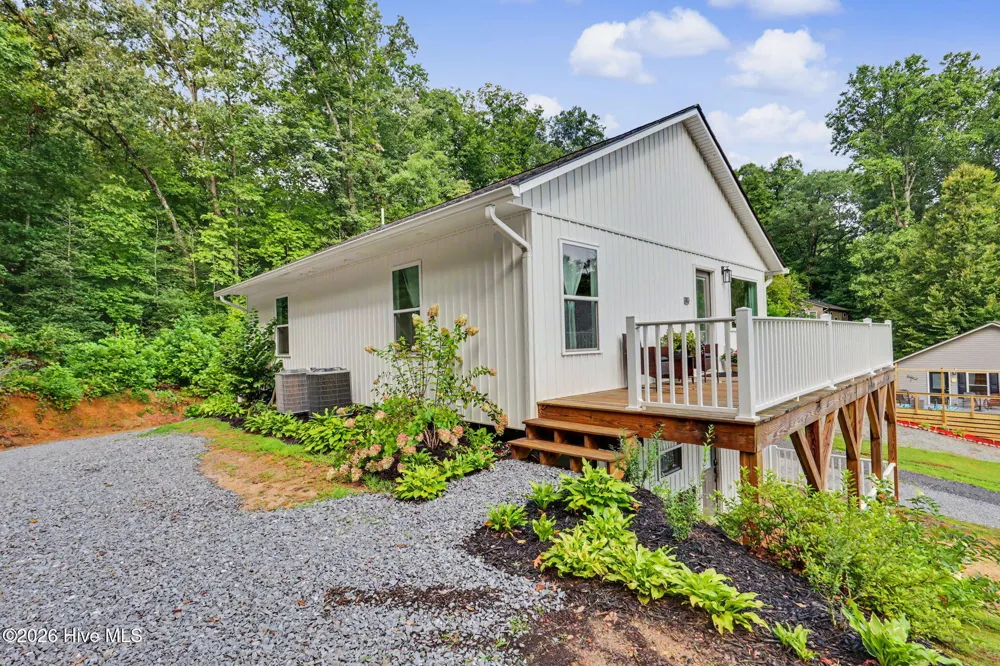 155 Indian Passage Drive Murphy, NC 28906