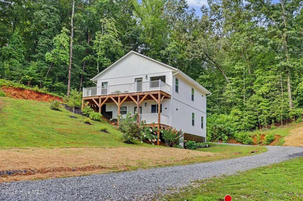 155 Indian Passage Drive Murphy, NC 28906