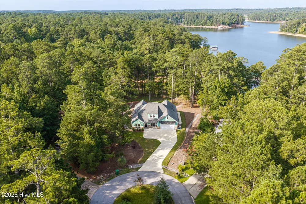 208 Stafford Place Mccormick, SC 29835
