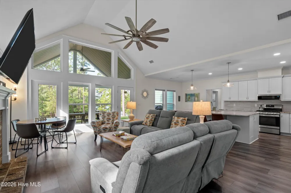 208 Stafford Place Mccormick, SC 29835