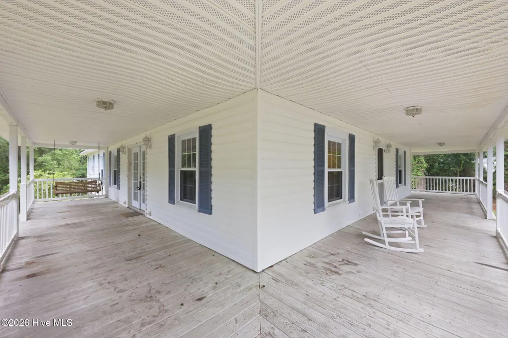 205 Streets Ferry Road Vanceboro, NC 28586
