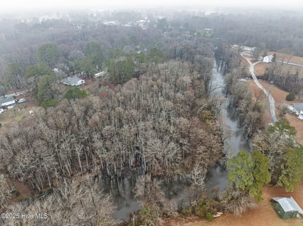 205 Streets Ferry Road Vanceboro, NC 28586