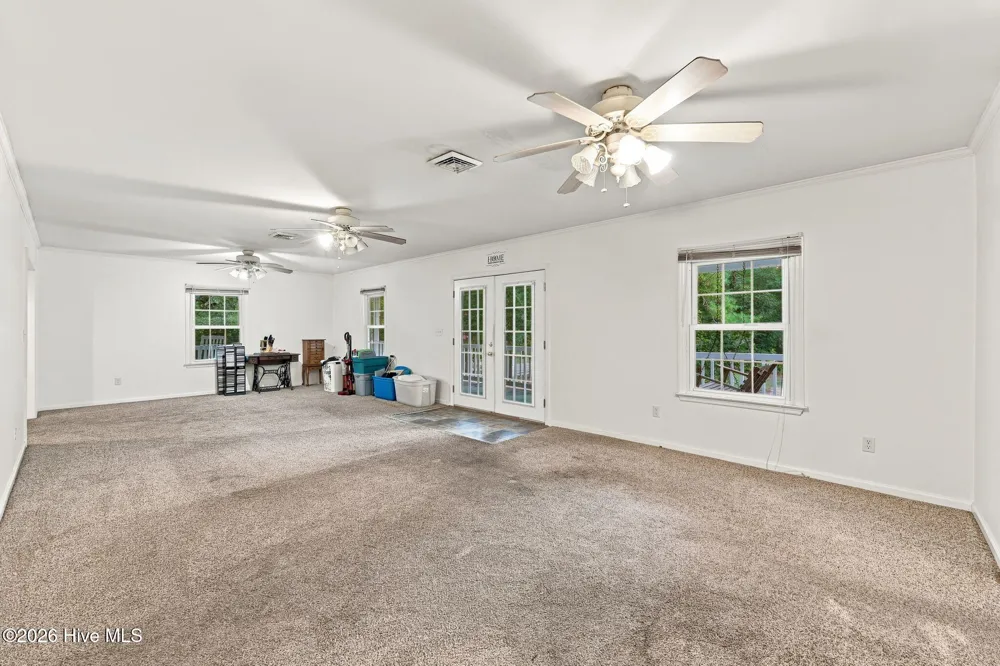 205 Streets Ferry Road Vanceboro, NC 28586
