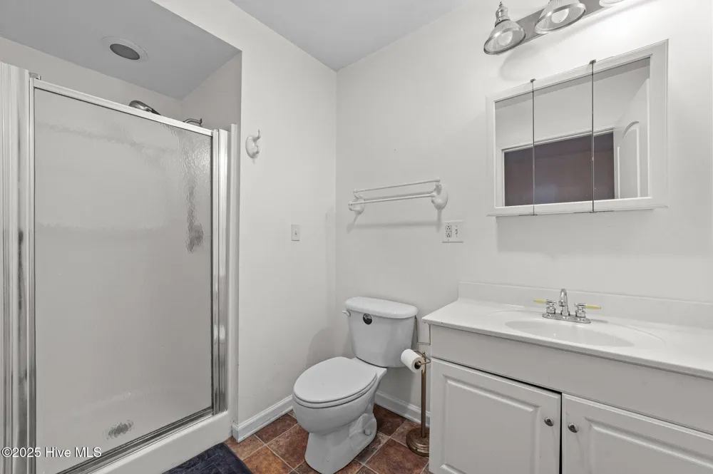 205 Streets Ferry Road Vanceboro, NC 28586