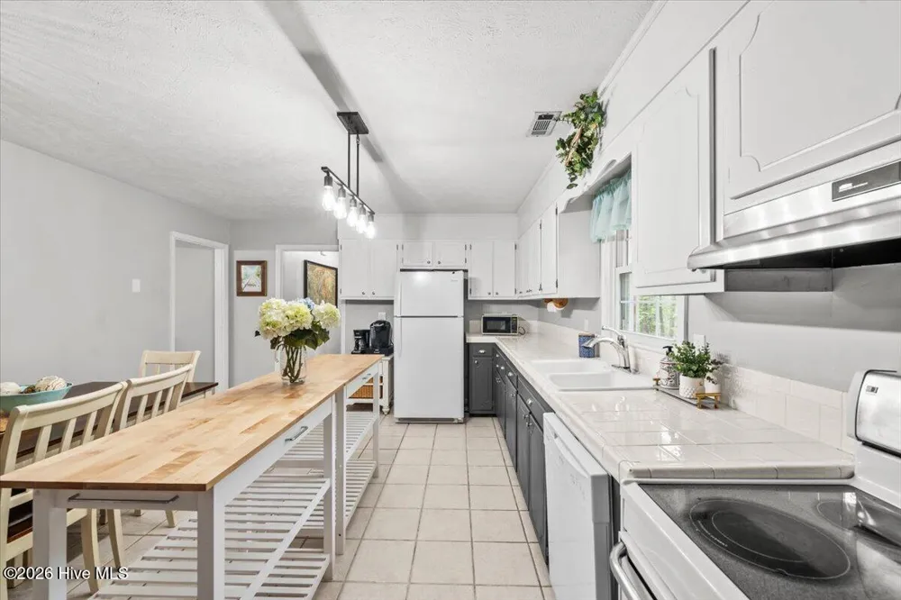 435 Midland Road Southern Pines, NC 28387