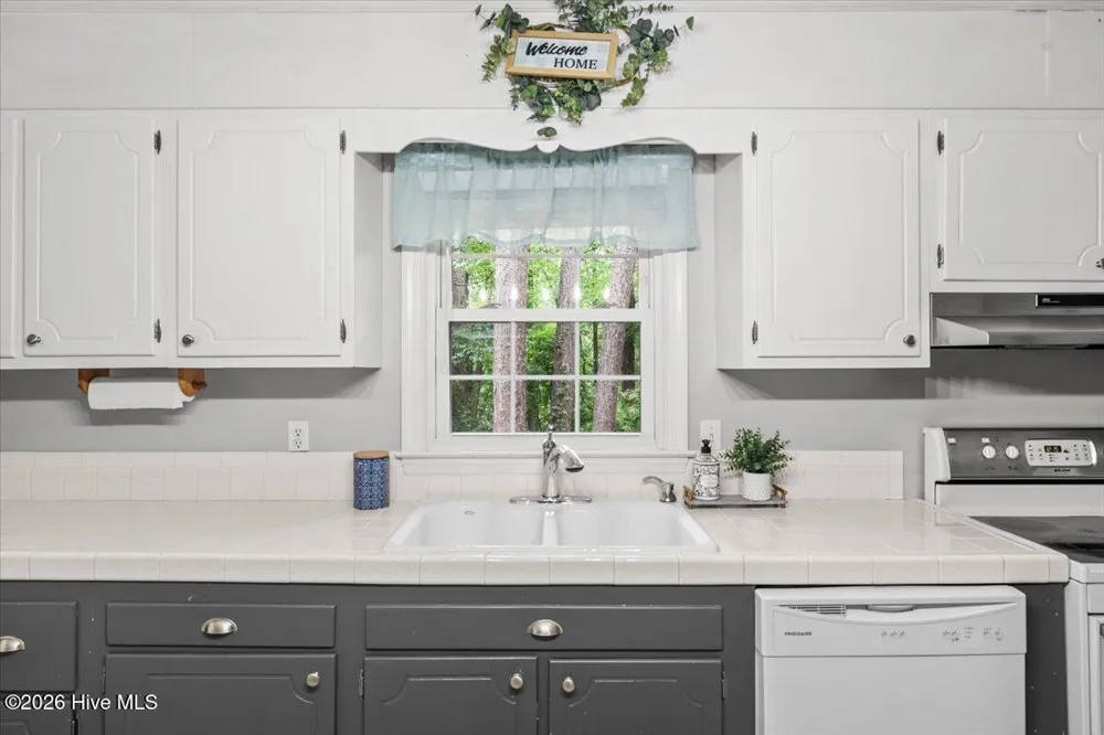 435 Midland Road Southern Pines, NC 28387