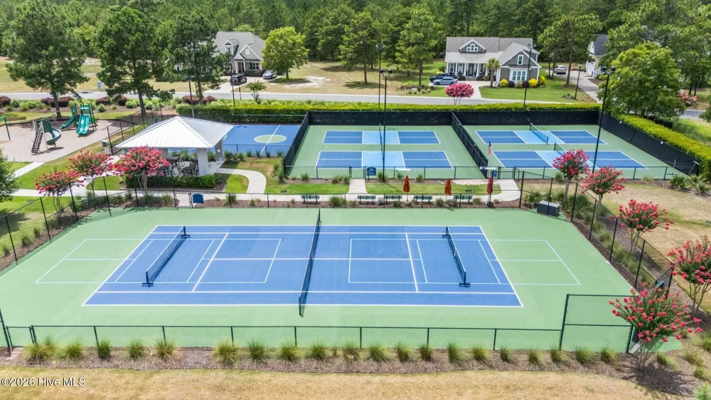 3695 River Park Way NE Leland, NC 28451
