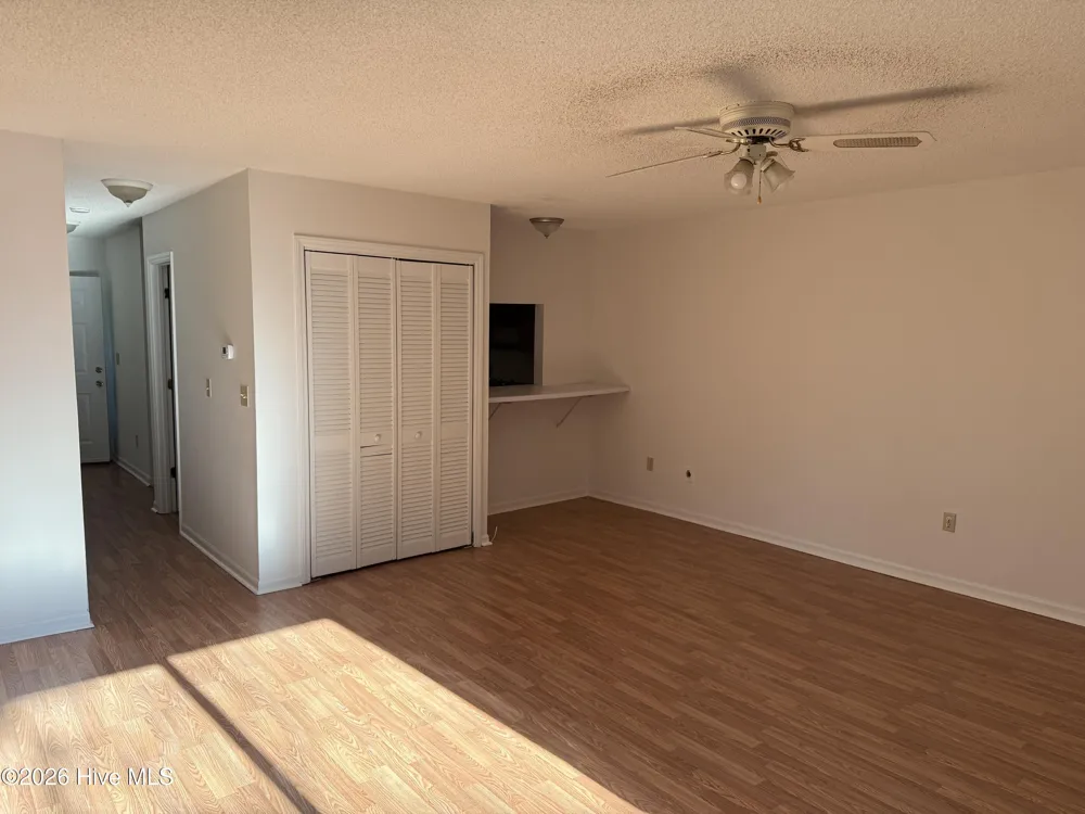 300 Lee Drive #B Atlantic Beach, NC 28512
