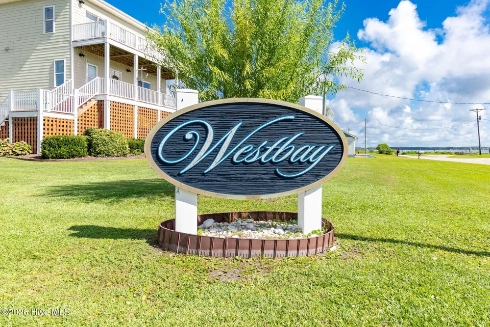 138 Westbay Circle Harkers Island, NC 28531
