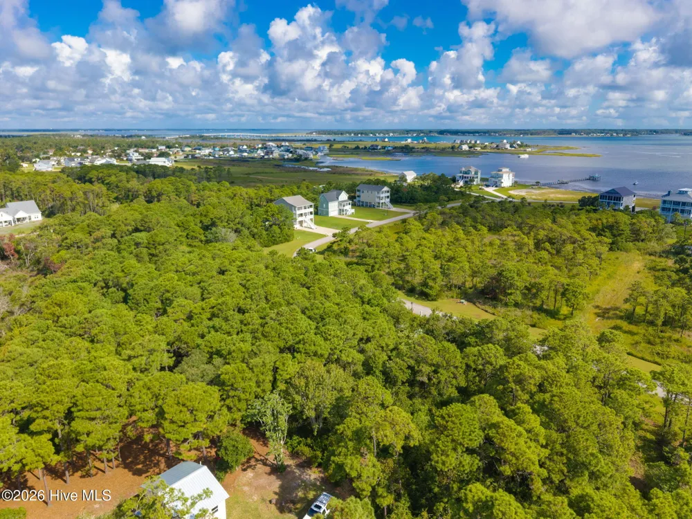 138 Westbay Circle Harkers Island, NC 28531