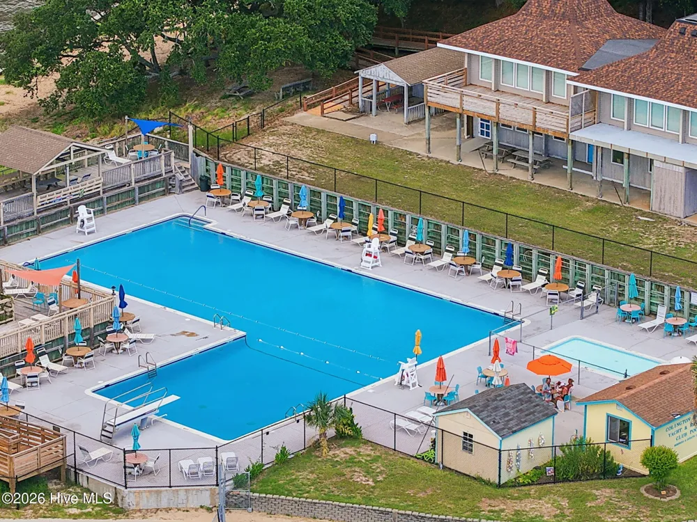 313 Sir Chandler Drive Kill Devil Hills, NC 27948