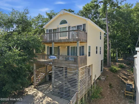 313 Sir Chandler Drive