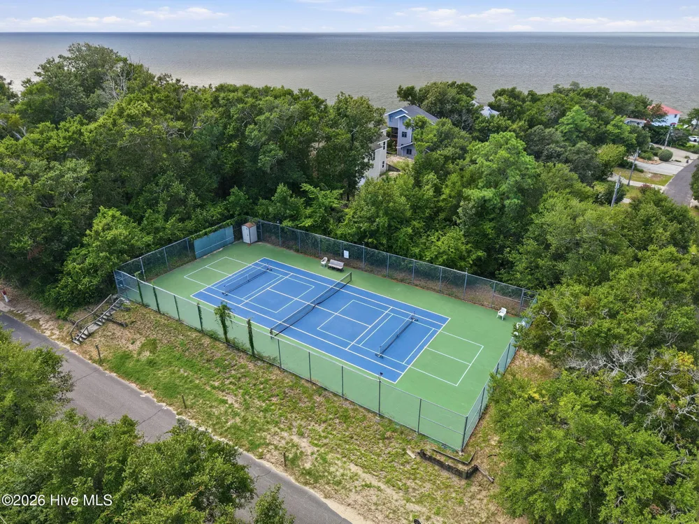 313 Sir Chandler Drive Kill Devil Hills, NC 27948